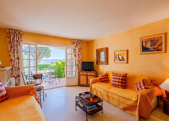 El Cantarello-1 By Interhome